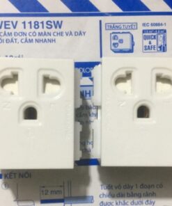 Ổ cắm điện 3 chấu Panasonic WEV1181SW cắm nhanh, trắng